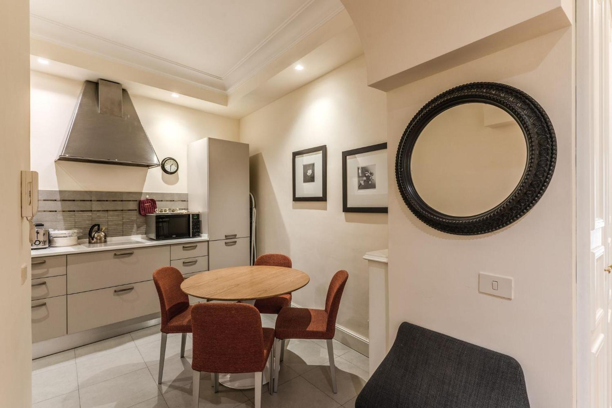 Via Napoli Apartments ローマ エクステリア 写真