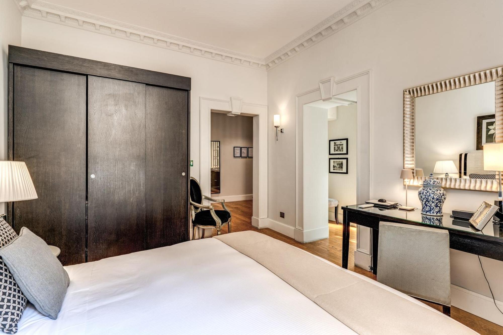 Via Napoli Apartments ローマ エクステリア 写真