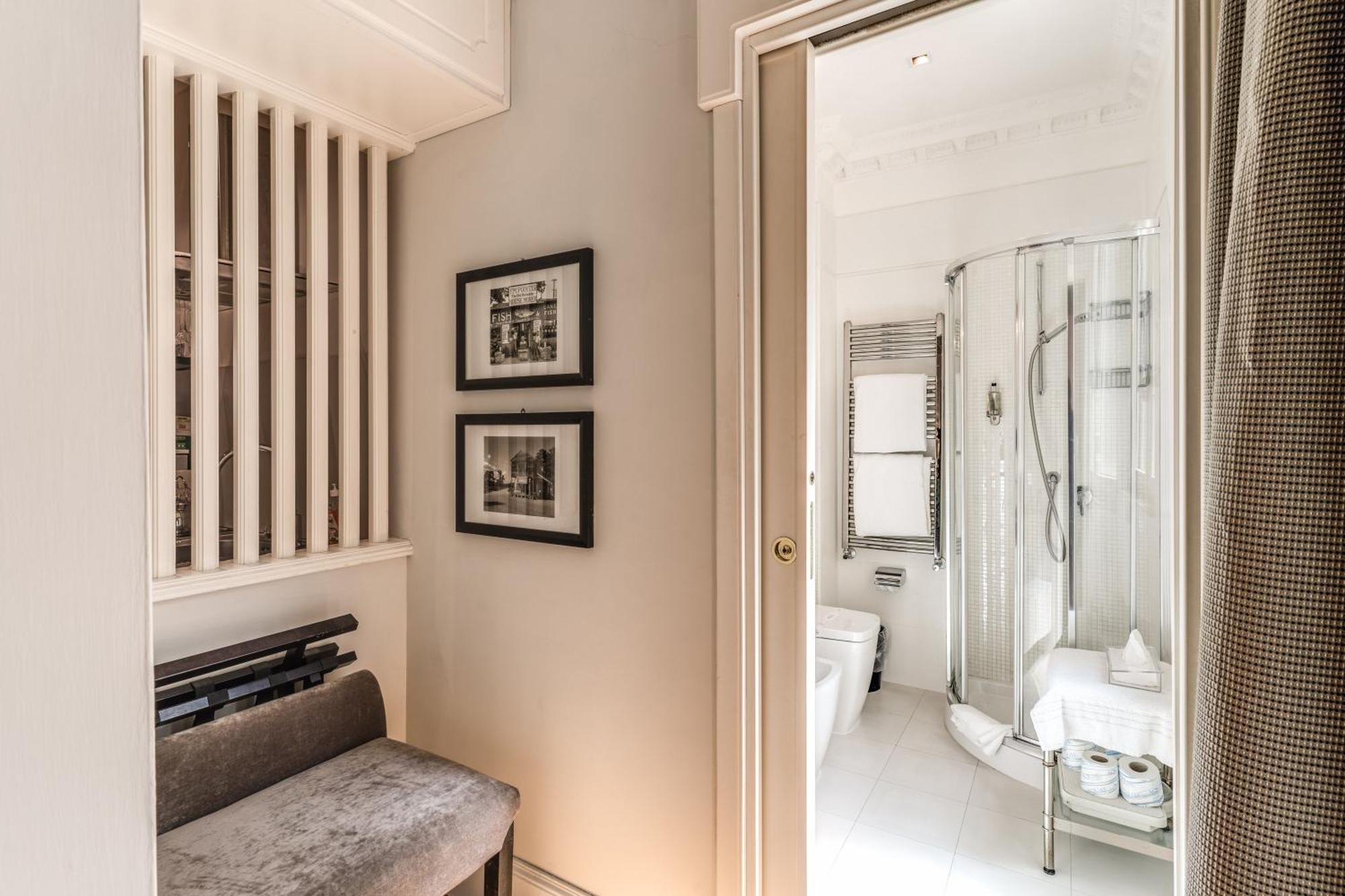 Via Napoli Apartments ローマ エクステリア 写真