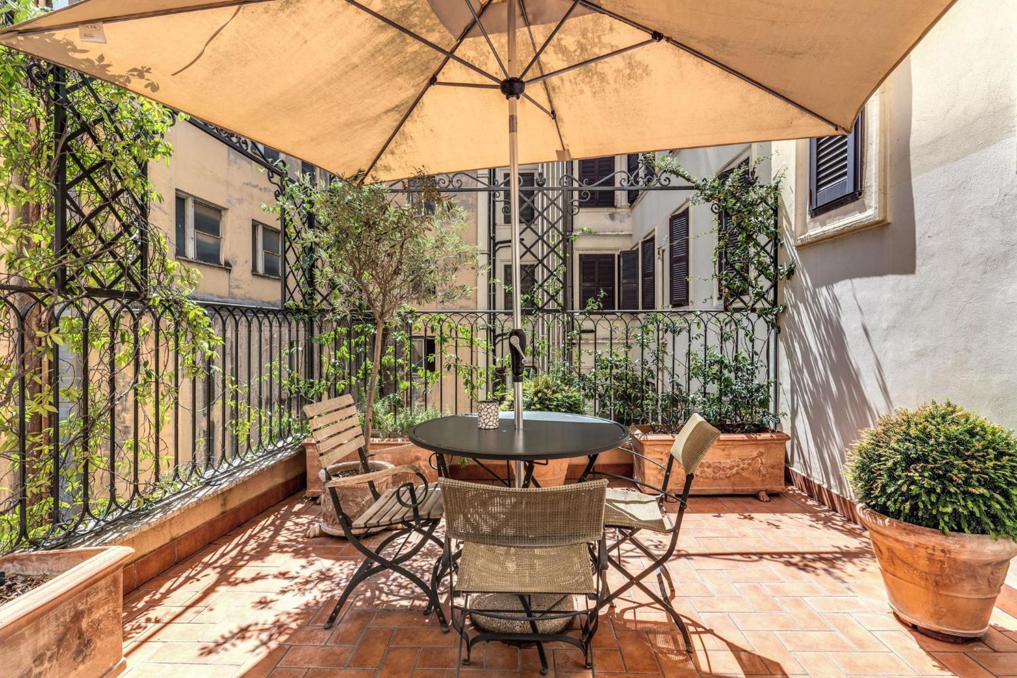 Via Napoli Apartments ローマ エクステリア 写真