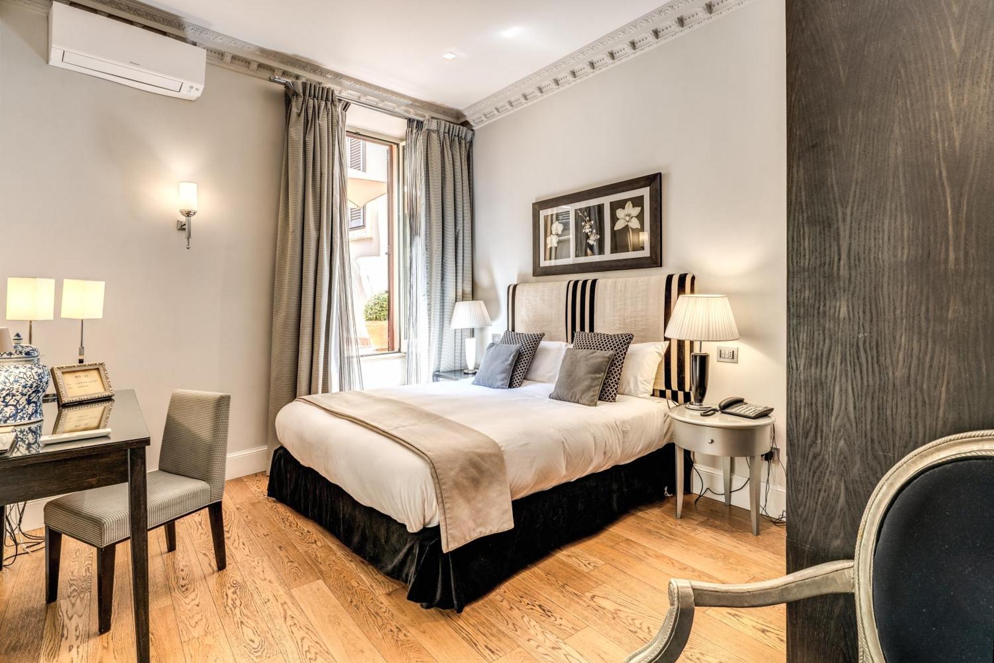 Via Napoli Apartments ローマ エクステリア 写真